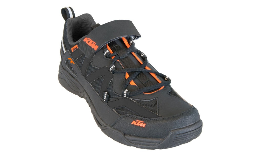 ktm fahrradhelm factory character All items available in the field of MTB clothing in the Shoes category can be found online at KTM-shop.nl