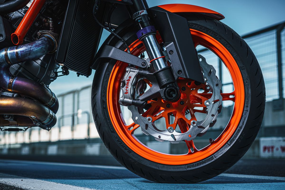 Wave brake disc set 1290-1390 SUPER DUKE 16-24