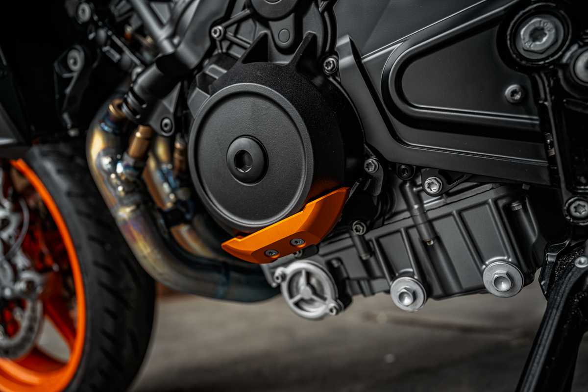 Ignition cover protection 990 DUKE 24