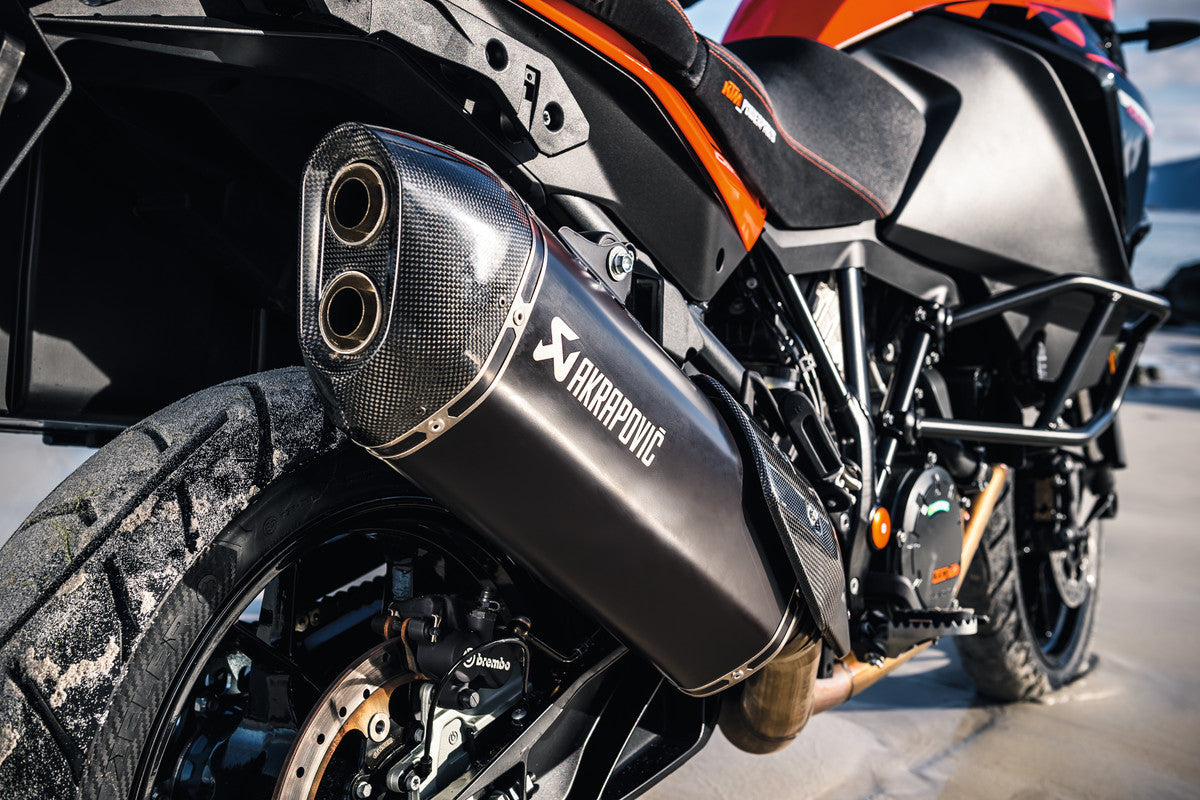 Akrapovic "Slip-on Line"