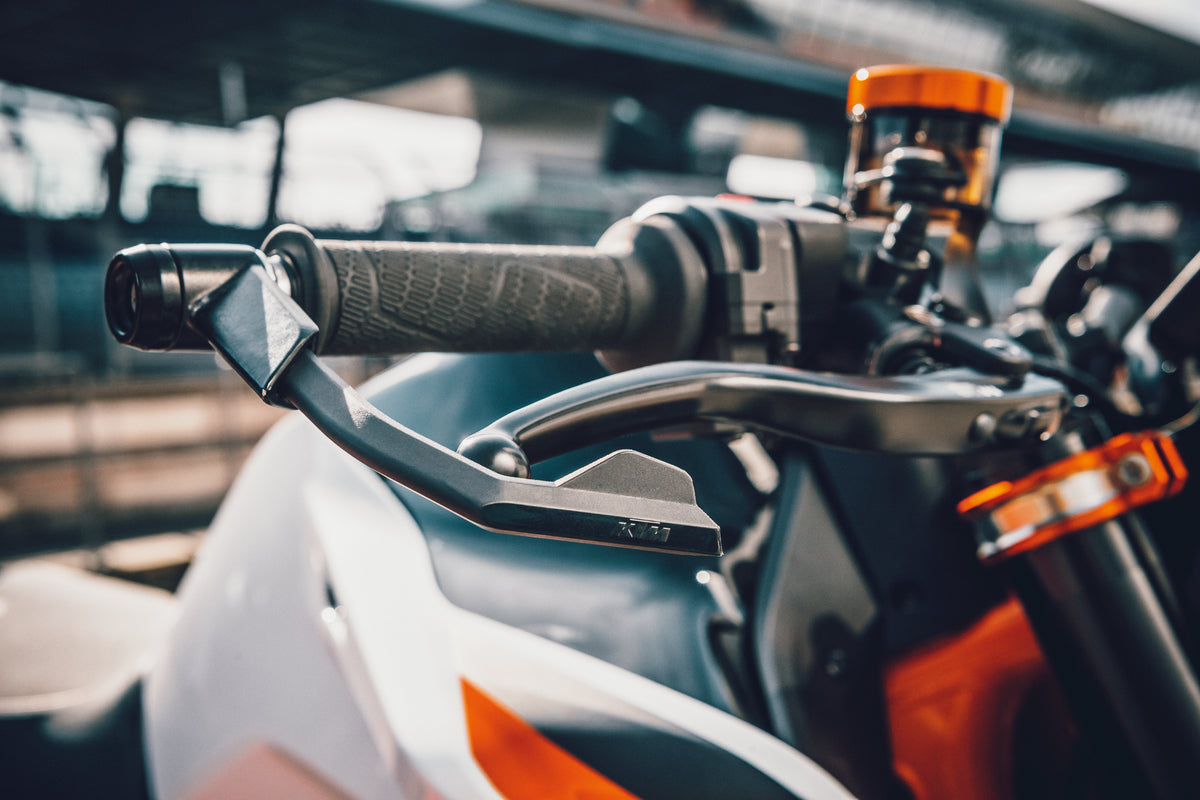 Brake liver protection