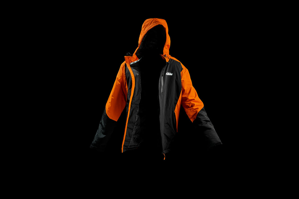 ORANGE JACKET SIZE M