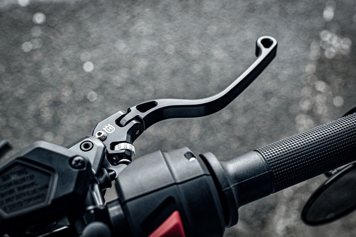 Brake lever SVARTPILEN, VITPILEN (125, 250, 401) 2024