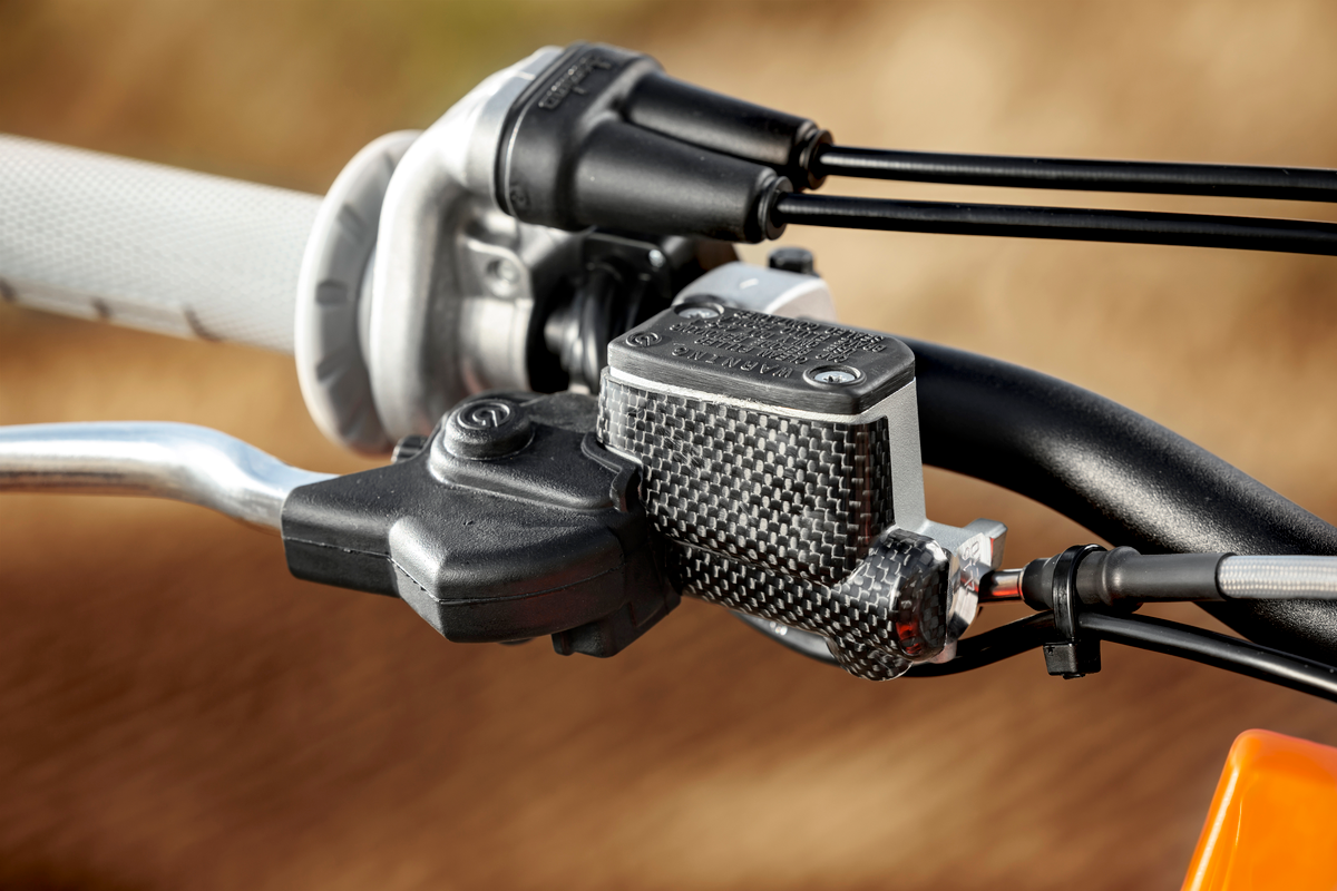 Factory Racing master & clutch master cylinder protection  125-540 SX/EXC/SX-F/EXC-F/SXS  06-25