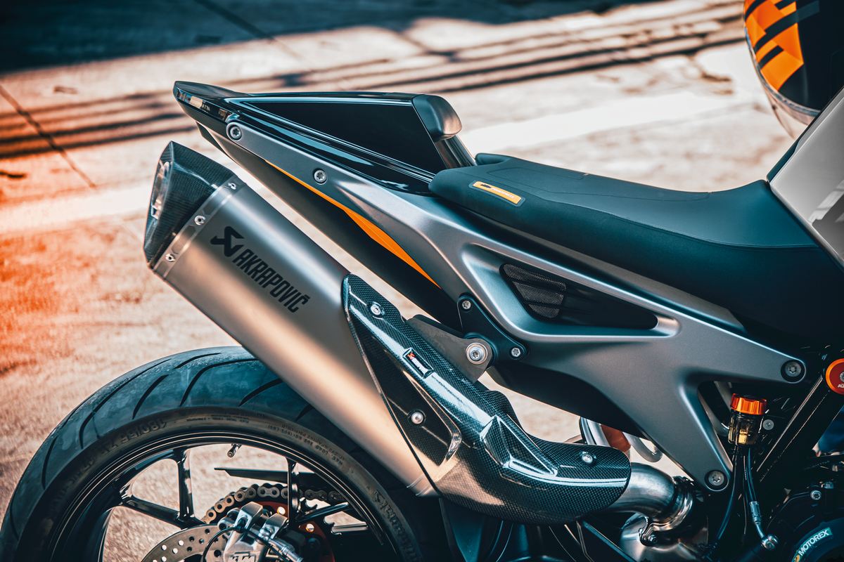 Akrapovič "Slip-on Line" 790-890 (DUKE) 20-24