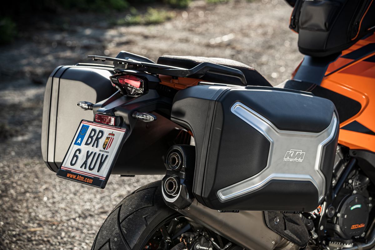 Ktm touring store