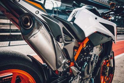 KTM Akrapovič kit "Evolution Line" 890 (DUKE) 20-23