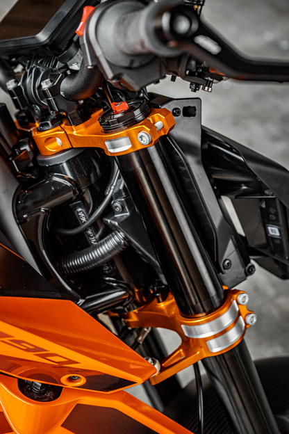 KTM Factory triple clamp 990 DUKE 24