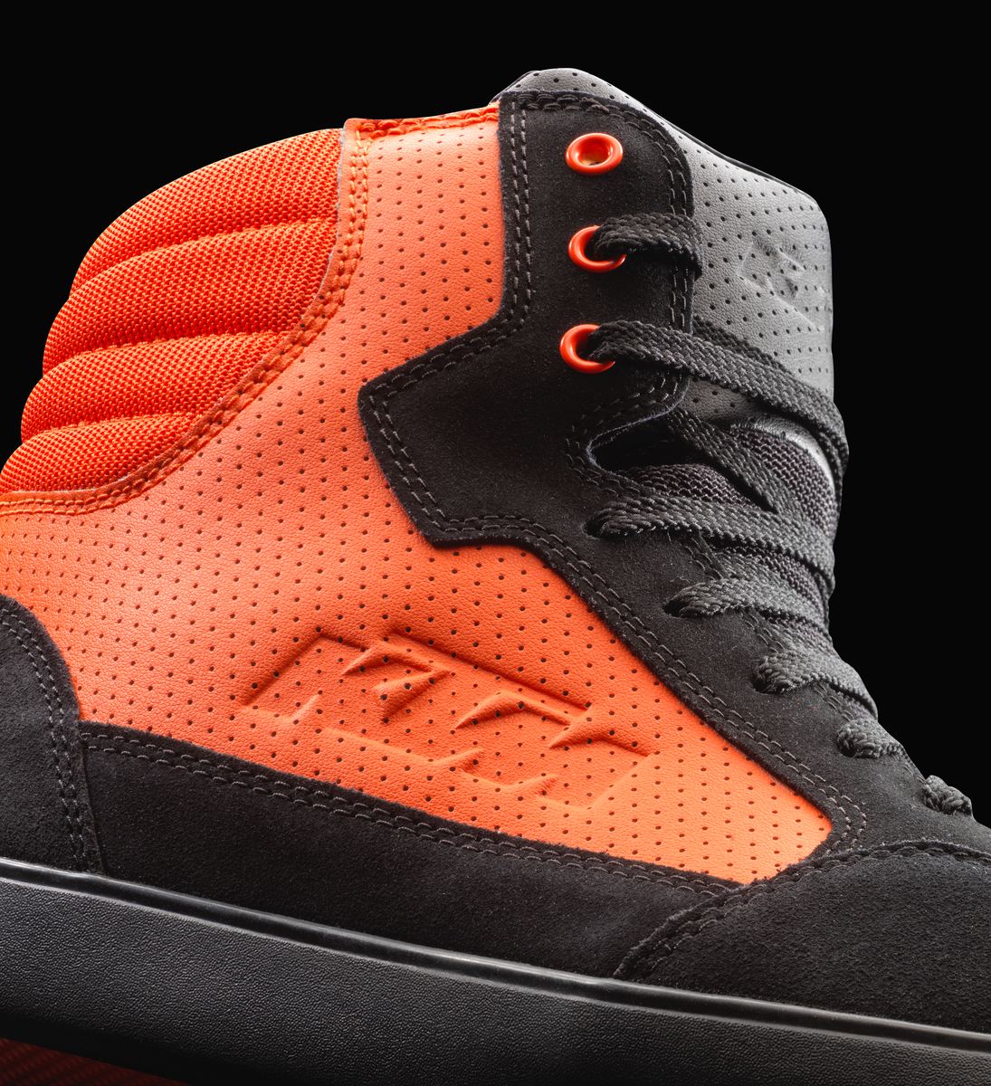J 6 AIR SHOES KTM shop